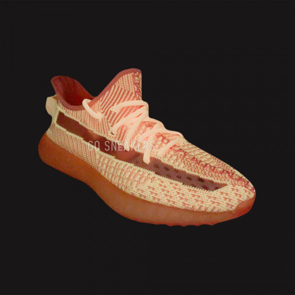 Женские кроссовки Adidas Yeezy Boost 350 V2 Neon Peach