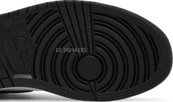 Женские кроссовки Nike Wmns Air Jordan 1 Retro High OG &#039;Satin Red&#039;